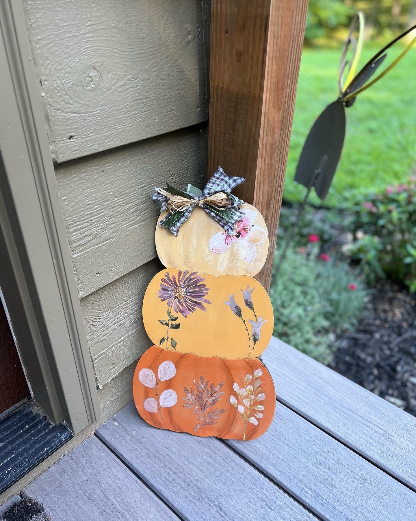 Pumpkin Stack Door Hanger Wood Cut Out